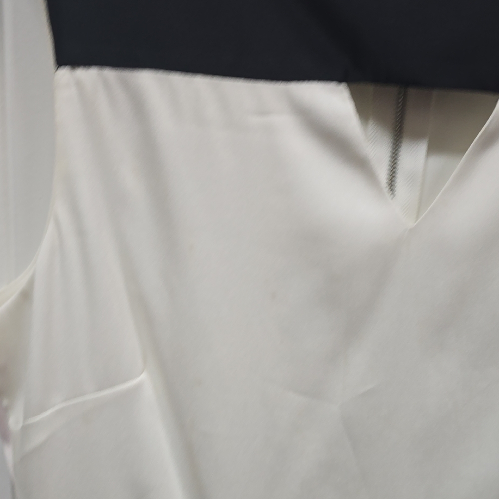 Catherine Malandrino Medium Black and White Sleeveless Blouse - Picture 4 of 9